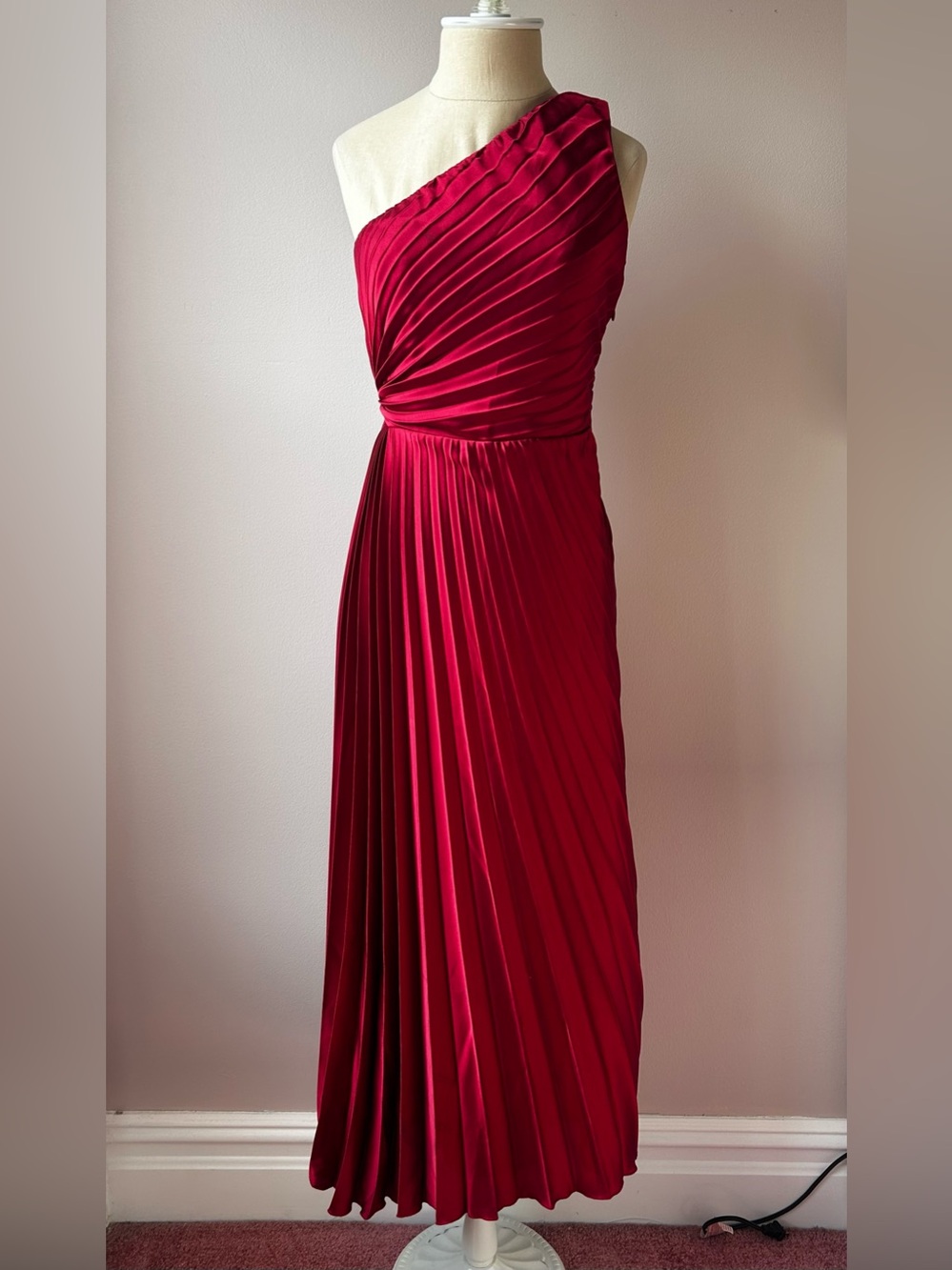A&F Giselle Pleated One-Shoulder Maxi Dress